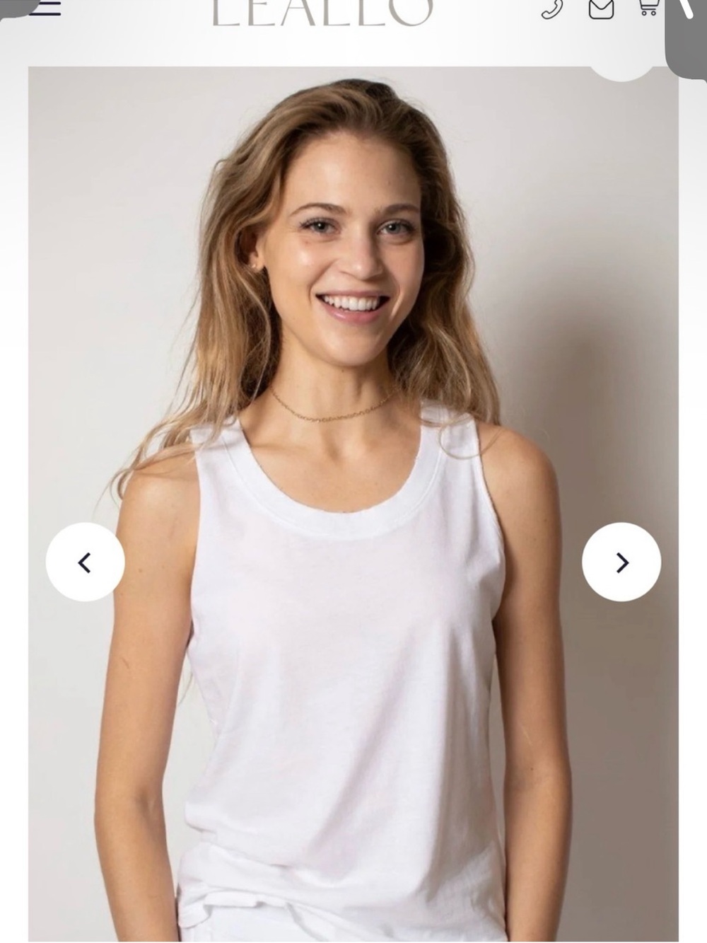 Leallo sz Med distressed tank top lot